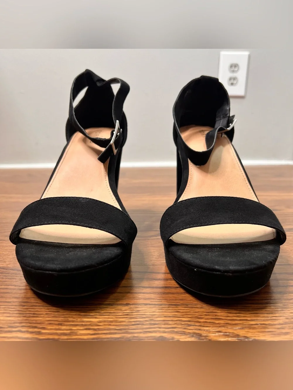Torrid 4” Platform Tapered Heel in Black Faux Suede with Ankle Strap size 11.5WW